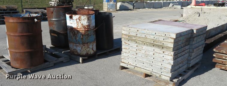 image for item FP9488 Concrete form panels