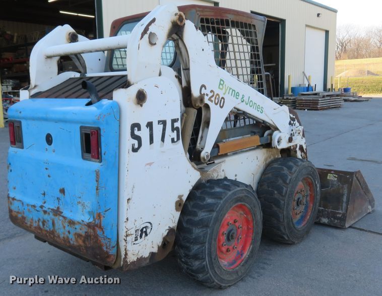 image for item FP9489 2001 Bobcat S175  skid steer loader