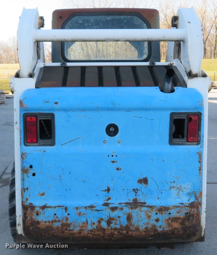 image for item FP9489 2001 Bobcat S175  skid steer loader