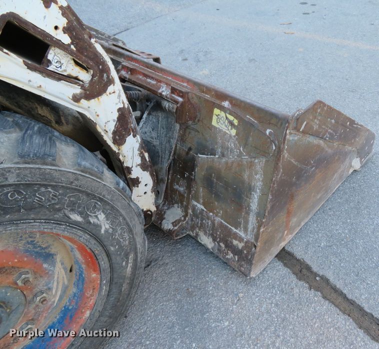 image for item FP9489 2001 Bobcat S175  skid steer loader