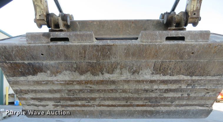 image for item FP9489 2001 Bobcat S175  skid steer loader