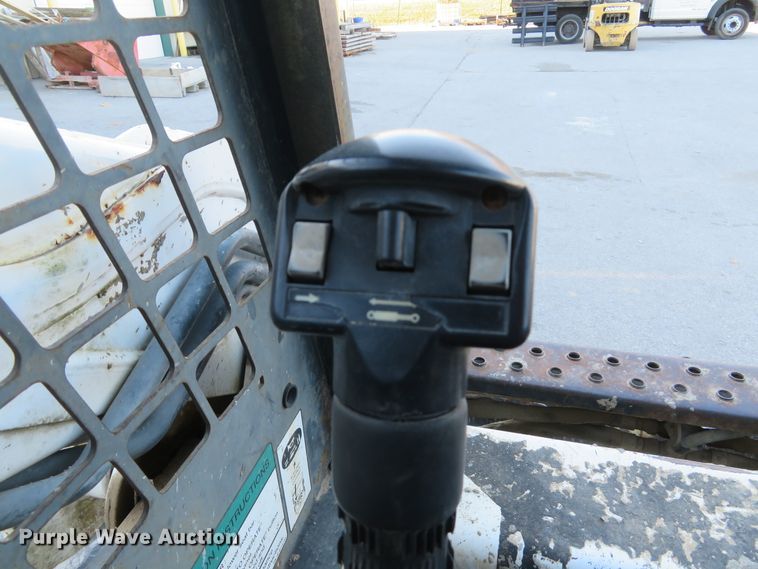 image for item FP9489 2001 Bobcat S175  skid steer loader