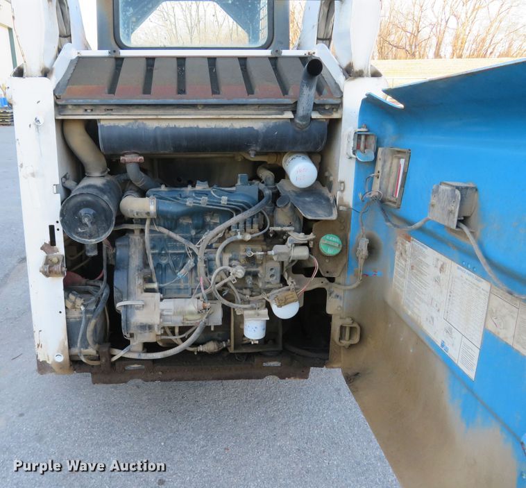 image for item FP9489 2001 Bobcat S175  skid steer loader