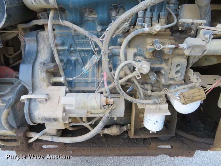 image for item FP9489 2001 Bobcat S175  skid steer loader