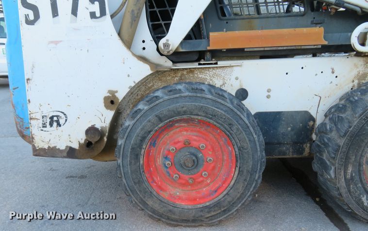 image for item FP9489 2001 Bobcat S175  skid steer loader