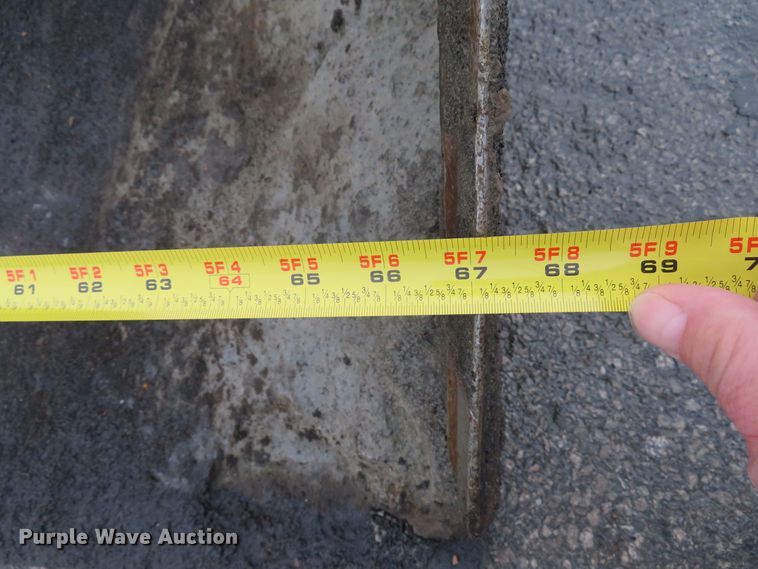 image for item FP9499 2002 Bobcat S185  skid steer loader