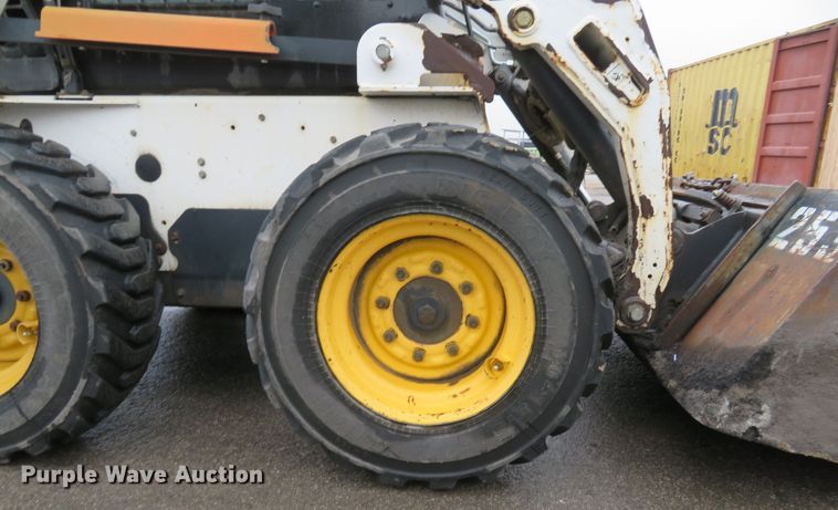 image for item FP9499 2002 Bobcat S185  skid steer loader