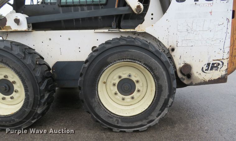 image for item FP9499 2002 Bobcat S185  skid steer loader