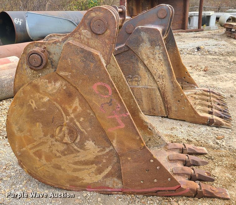 image for item GB9065 CF  30"W excavator bucket