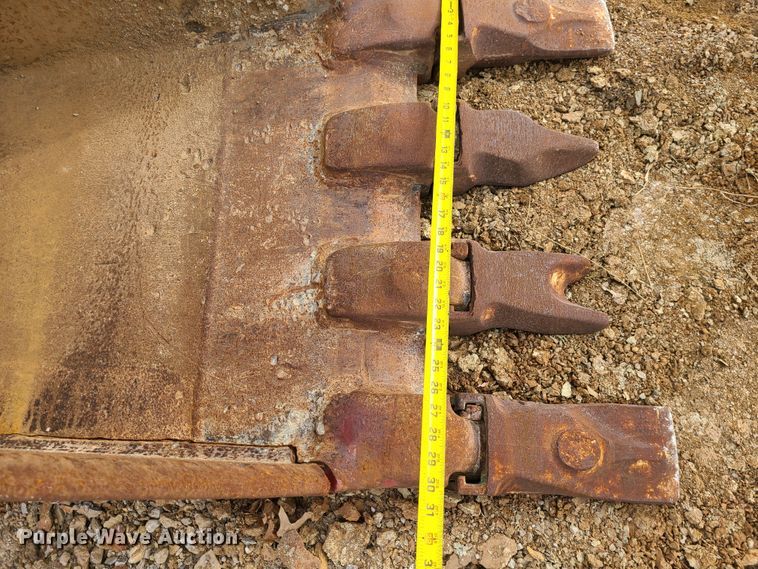 image for item GB9065 CF  30"W excavator bucket