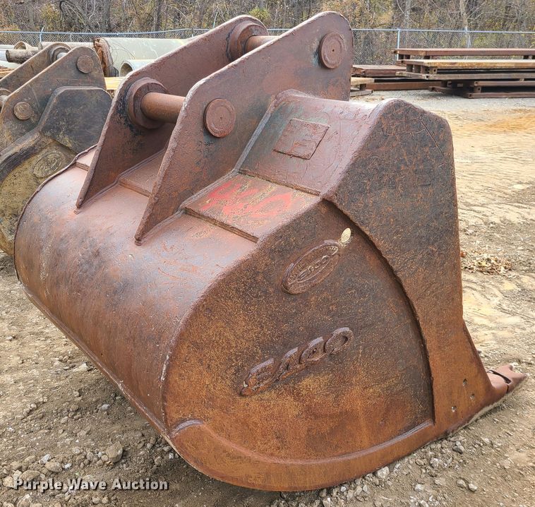 image for item GB9067 Esco  62"W excavator bucket