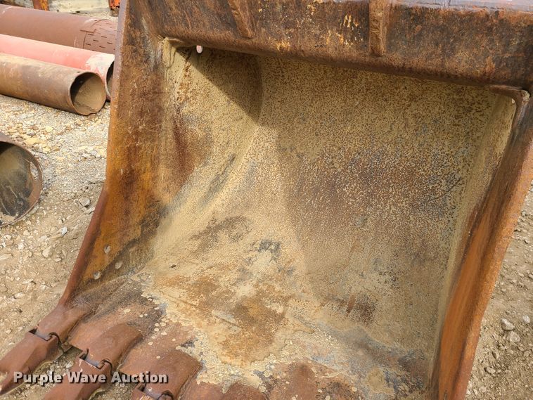 image for item GB9067 Esco  62"W excavator bucket