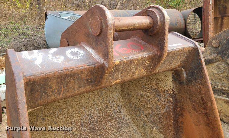 image for item GB9067 Esco  62"W excavator bucket