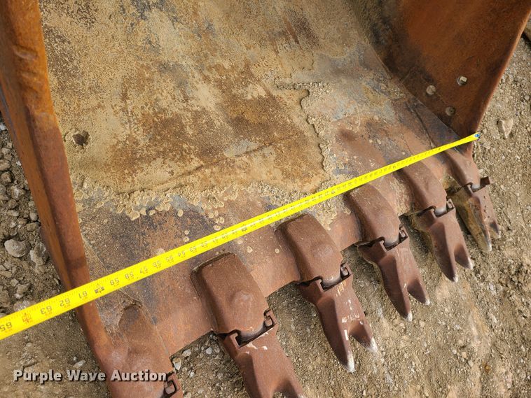 image for item GB9067 Esco  62"W excavator bucket