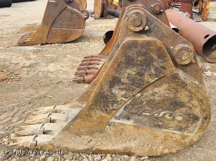 image for item GB9068 Esco  30"W excavator bucket