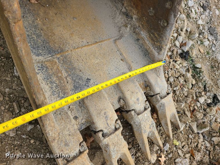 image for item GB9068 Esco  30"W excavator bucket