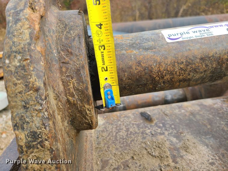 image for item GB9068 Esco  30"W excavator bucket