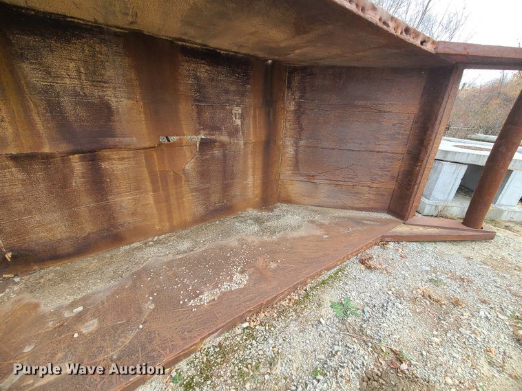 image for item GB9069 Rock box