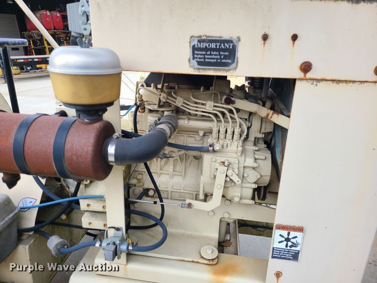 image for item GB9072 Finn B70-TD  straw blower