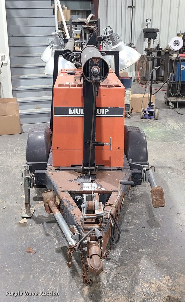 image for item GB9082 Multiquip Whisperwatt 7000  light plant