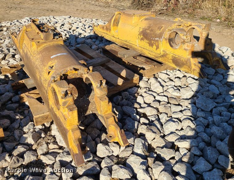 image for item GB9083 Caterpillar 963A  parts