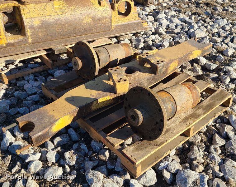 image for item GB9083 Caterpillar 963A  parts