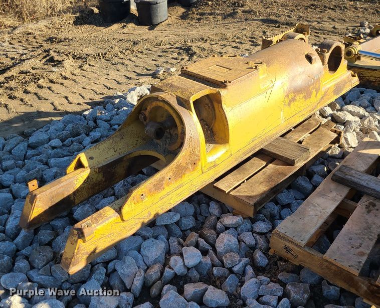 image for item GB9083 Caterpillar 963A  parts