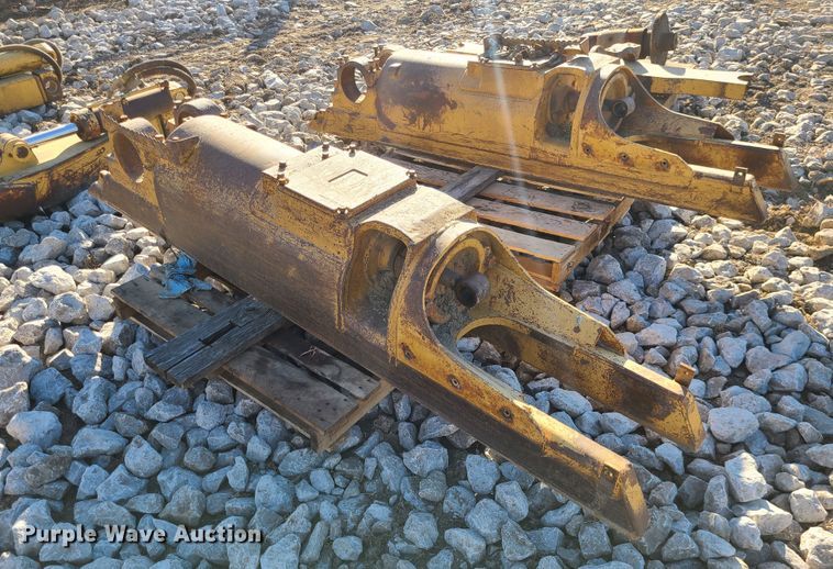 image for item GB9083 Caterpillar 963A  parts