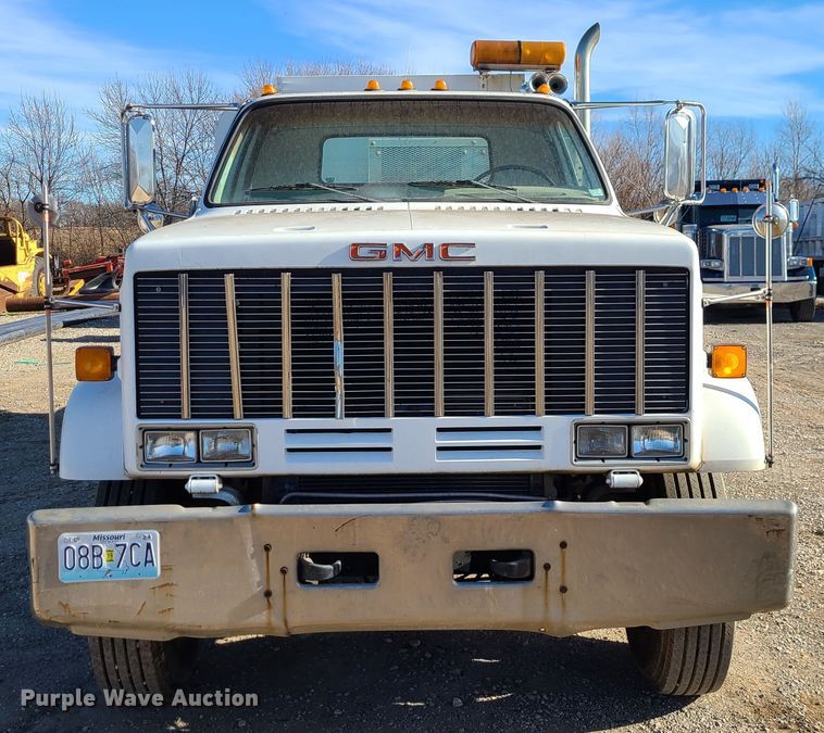 image for item GB9129 1990 GMC TopKick  utility / service truck