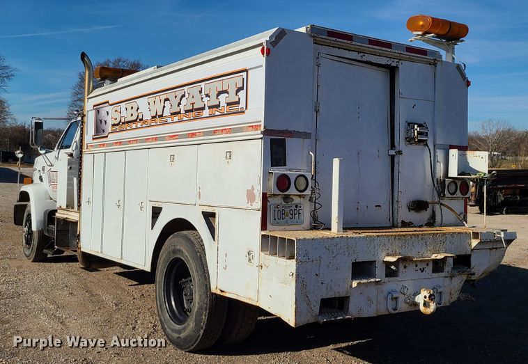 image for item GB9129 1990 GMC TopKick  utility / service truck