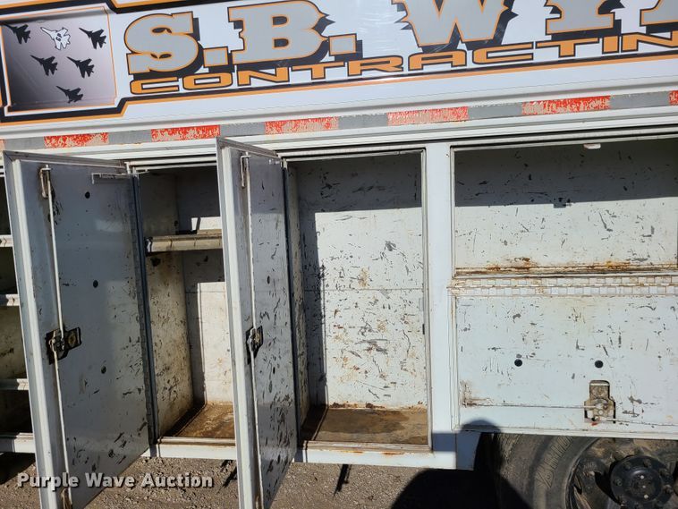 image for item GB9129 1990 GMC TopKick  utility / service truck