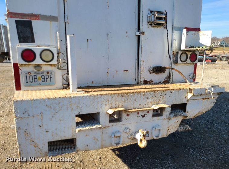 image for item GB9129 1990 GMC TopKick  utility / service truck