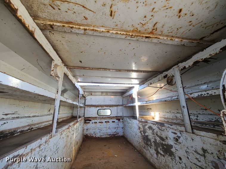 image for item GB9129 1990 GMC TopKick  utility / service truck