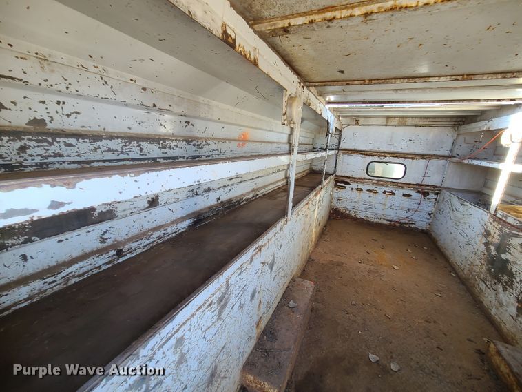 image for item GB9129 1990 GMC TopKick  utility / service truck