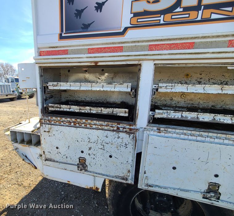 image for item GB9129 1990 GMC TopKick  utility / service truck