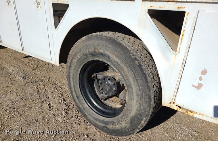 image for item GB9129 1990 GMC TopKick  utility / service truck