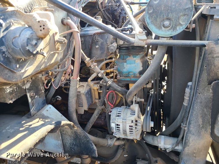 image for item GB9129 1990 GMC TopKick  utility / service truck