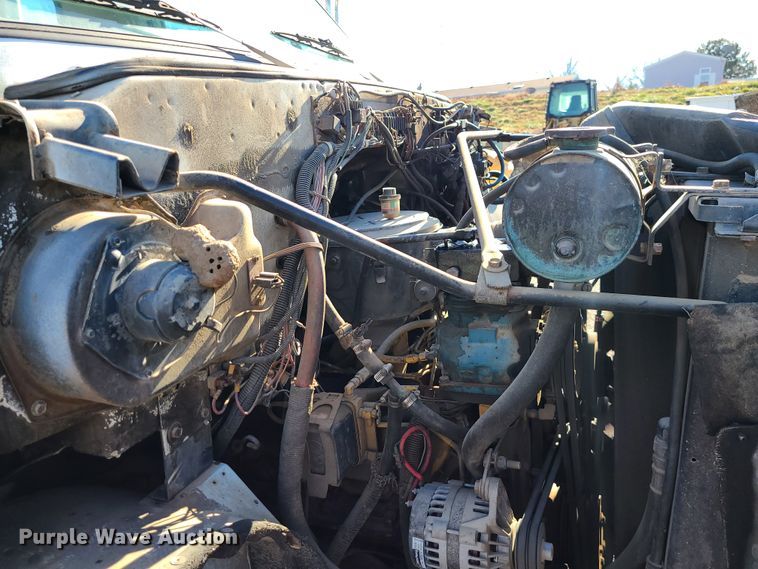 image for item GB9129 1990 GMC TopKick  utility / service truck