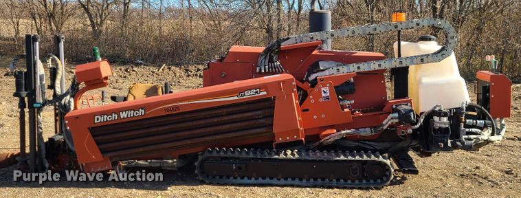 image for item GB9130 2006 Ditch Witch JT921  directional boring unit