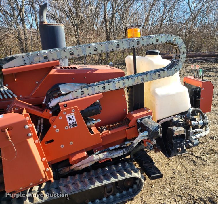 image for item GB9130 2006 Ditch Witch JT921  directional boring unit