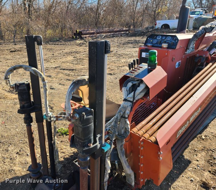 image for item GB9130 2006 Ditch Witch JT921  directional boring unit