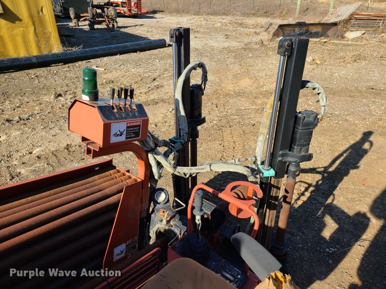 image for item GB9130 2006 Ditch Witch JT921  directional boring unit