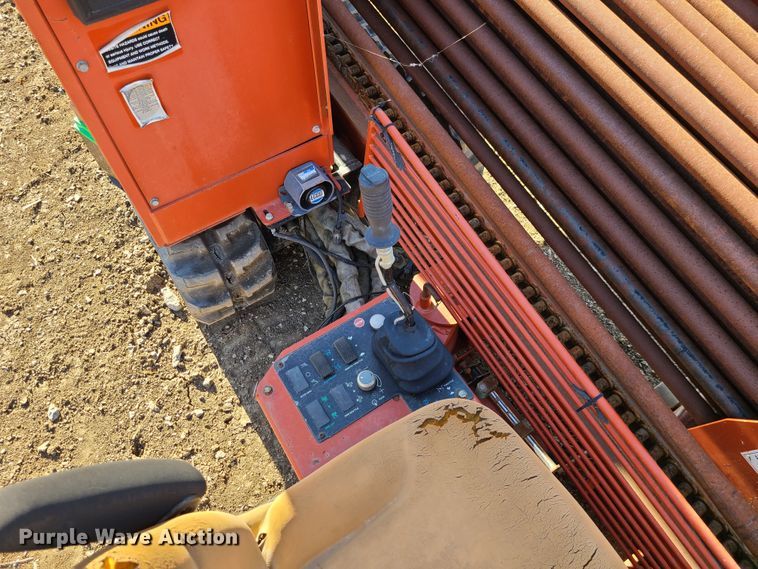 image for item GB9130 2006 Ditch Witch JT921  directional boring unit