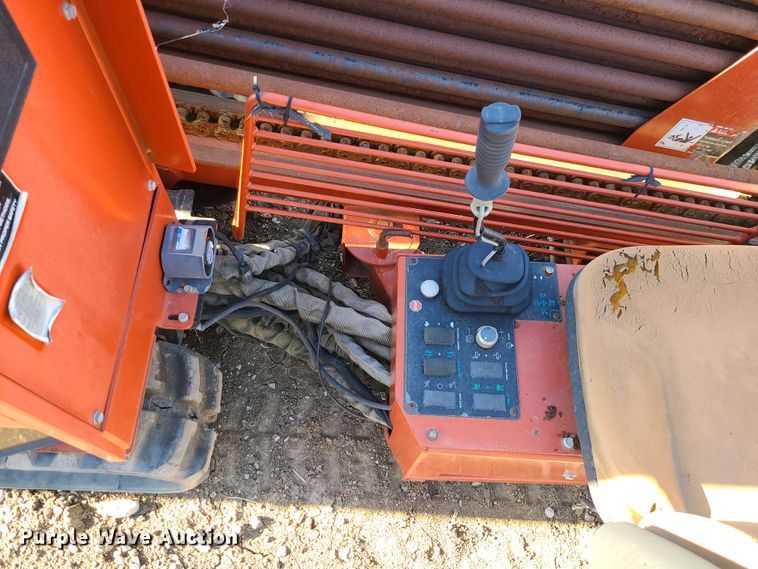 image for item GB9130 2006 Ditch Witch JT921  directional boring unit