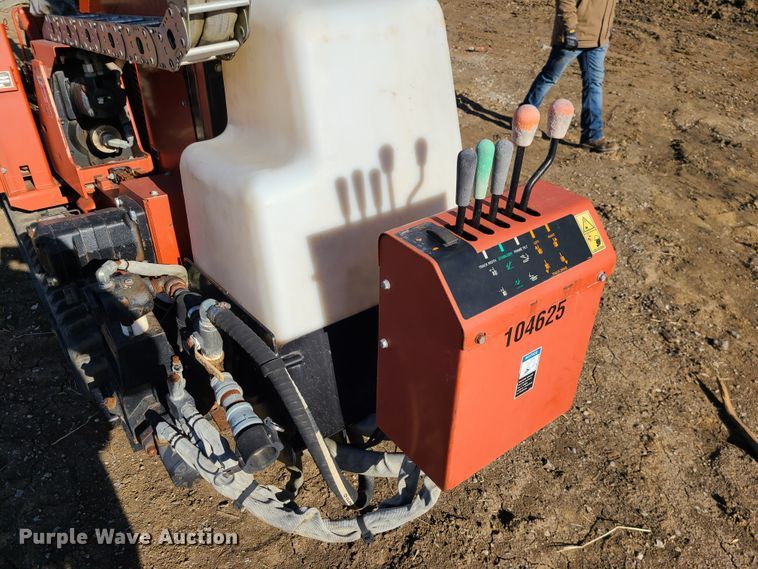 image for item GB9130 2006 Ditch Witch JT921  directional boring unit