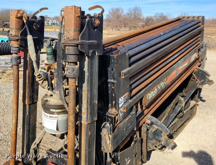 image for item GB9133 2008 Ditch Witch JT2020 Mach 1  directional boring unit