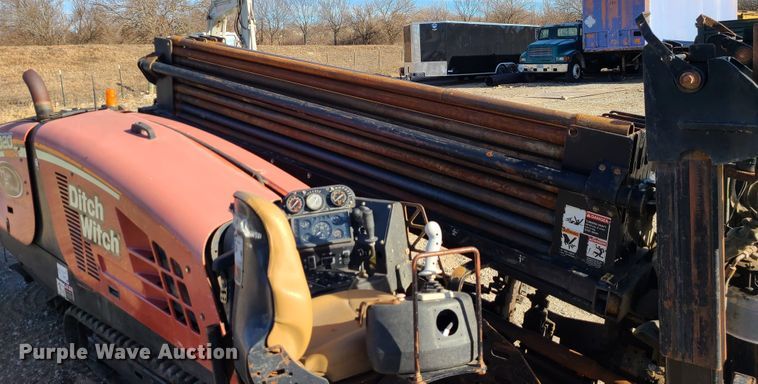 image for item GB9133 2008 Ditch Witch JT2020 Mach 1  directional boring unit