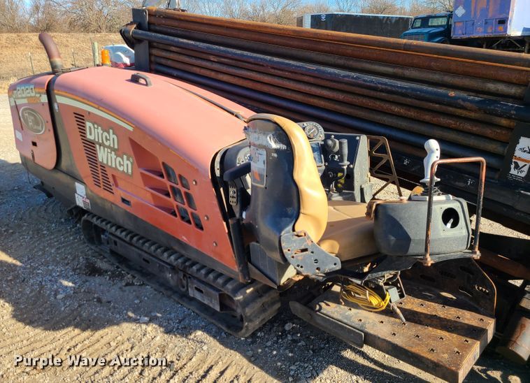 image for item GB9133 2008 Ditch Witch JT2020 Mach 1  directional boring unit