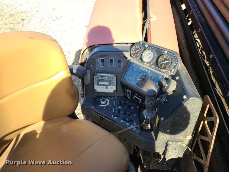 image for item GB9133 2008 Ditch Witch JT2020 Mach 1  directional boring unit