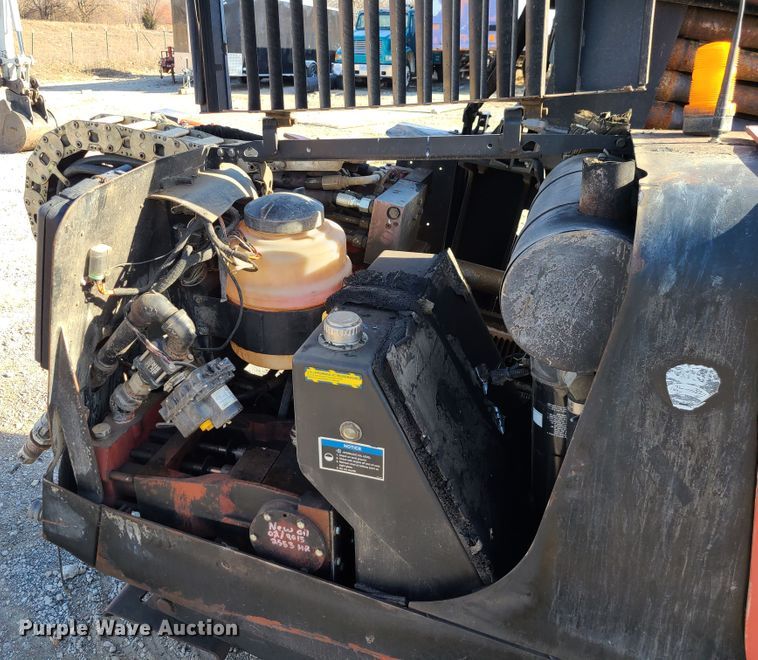 image for item GB9133 2008 Ditch Witch JT2020 Mach 1  directional boring unit